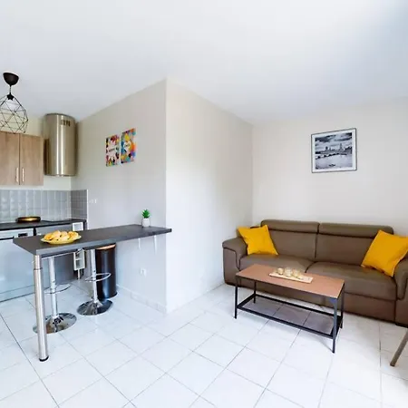 Le Lumineux-T2-43M2-Face Val D'Europe-Disney Serris Exterior photo