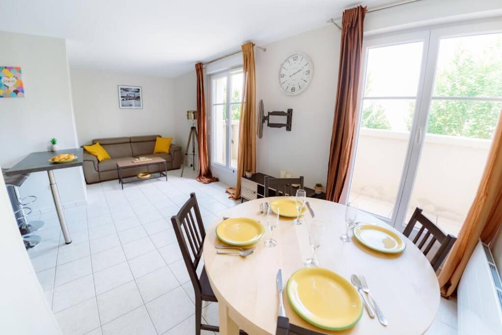 Le Lumineux-t2-43m2-face Val D'europe-disney Apartment