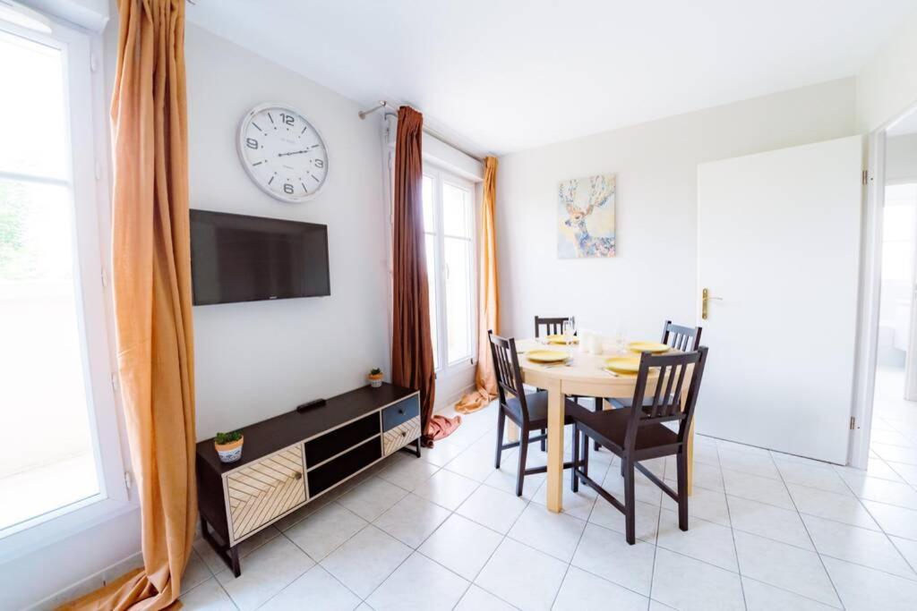 Le Lumineux-t2-43m2-face Val D'europe-disney Apartment Serris